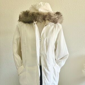 Vintage Fur Hood Soft White Coat, L
